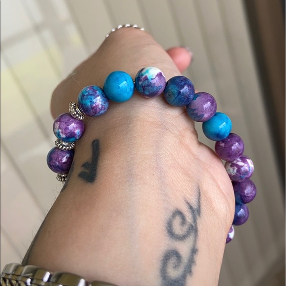 Celtic heart bracelet . Celtic knot snow purple jasper bead bracelet - Picture 7 of 15